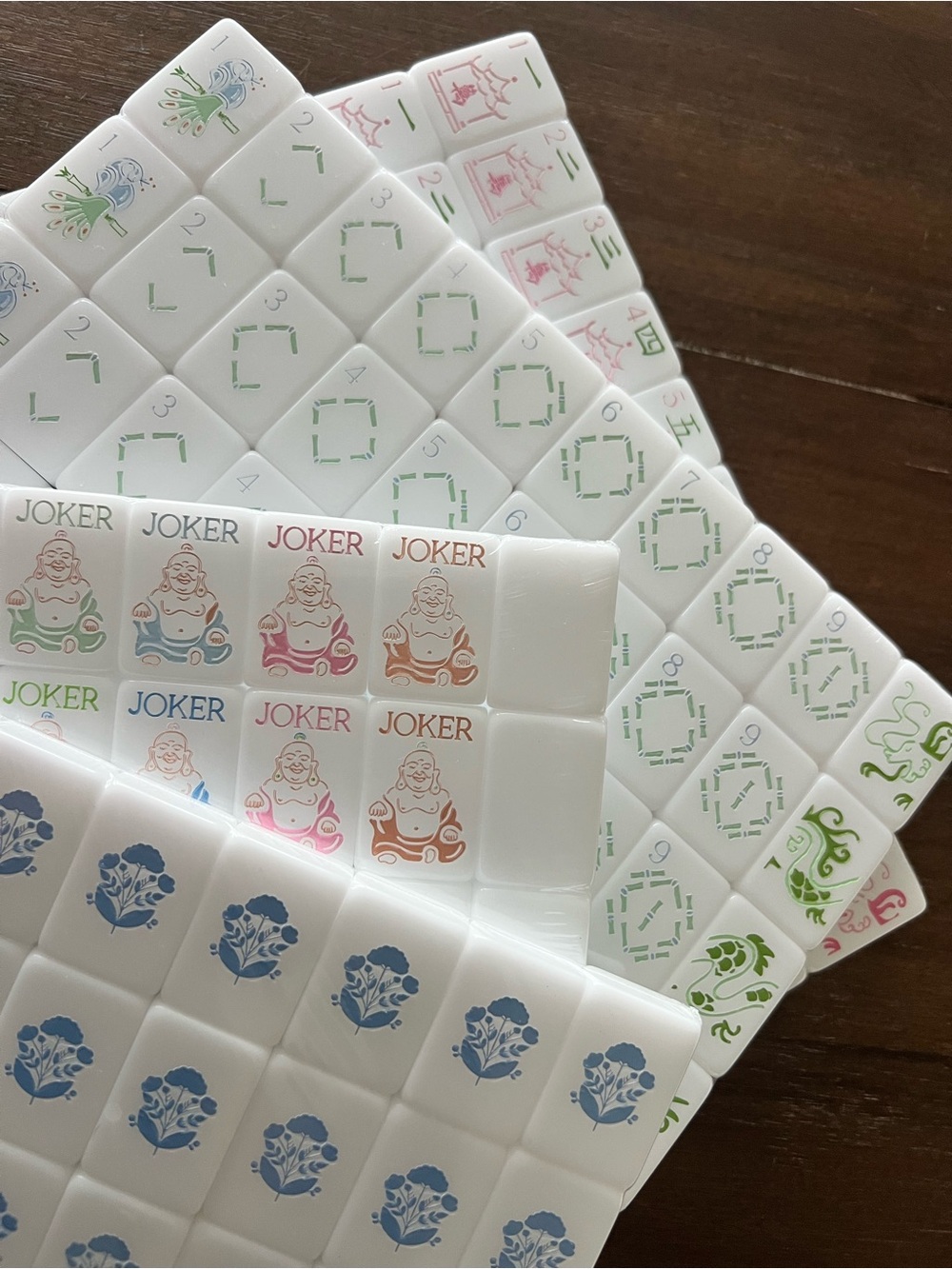 Bright White Acrylic Engraved Mahjong Tile Set - Pink, blue & Green - Picture 2 of 6